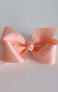 peach classic bow