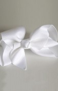 white classic bow